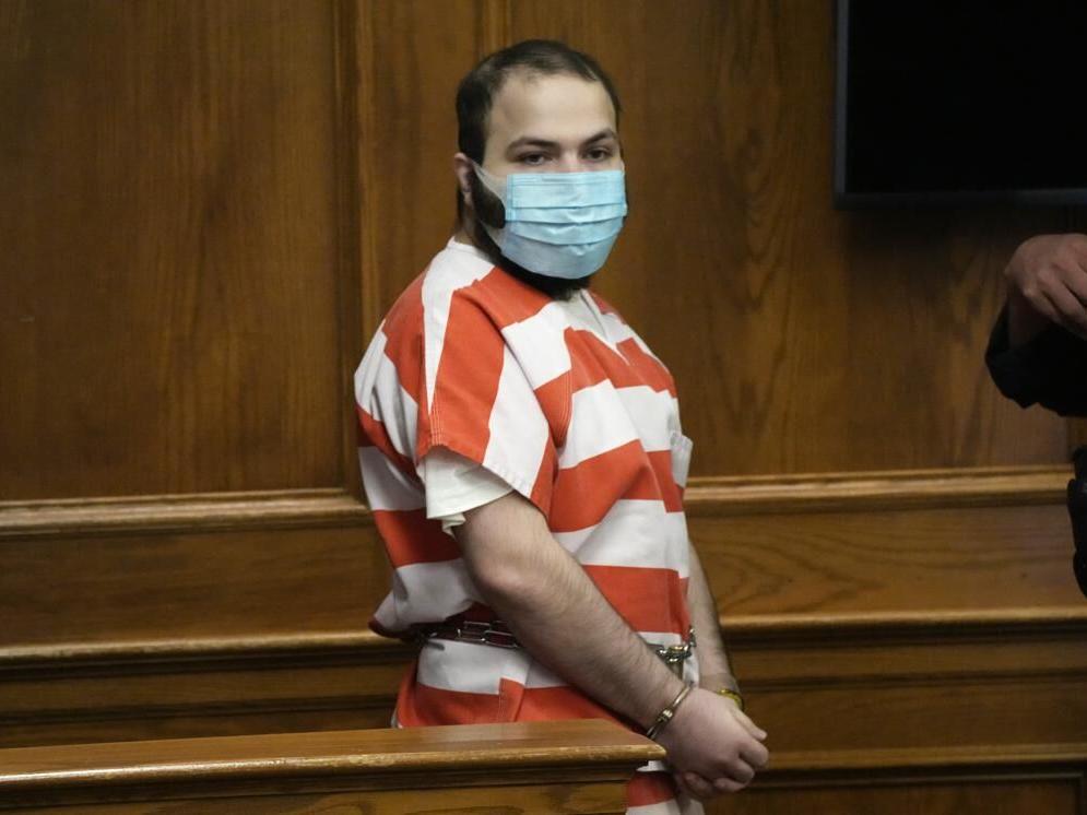 Colorado supermarket shoots suspect incompetent for legal process